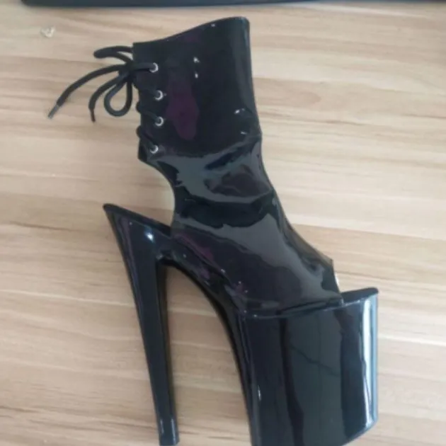 high-heeled platform shoes