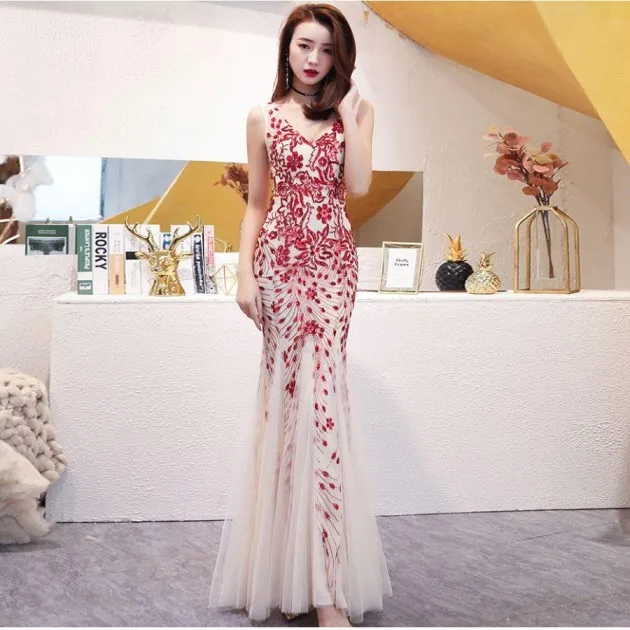 Elegant Temperament Long Fishtail Sequin Sexy Dress