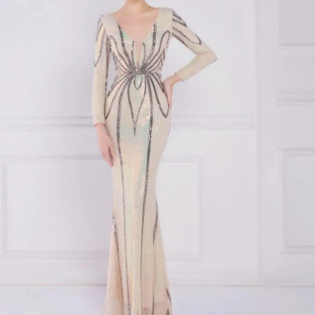 Banquet Elegant Long-sleeved Sequined Aura Queen Fishtail Dress