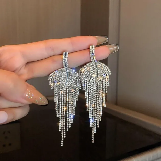 Pendientes de borla de hoja de diamante de plata Moda