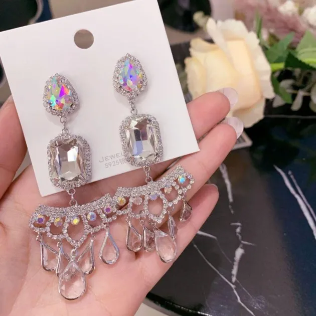 Drop Shaped Crystal Full Of Diamond Temperament Long Earrings Atmospheric Earrings