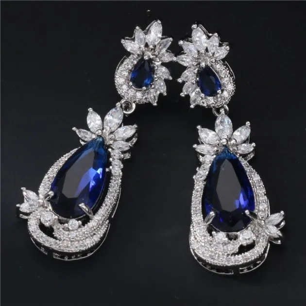Pendientes colgantes de color circón retro de moda