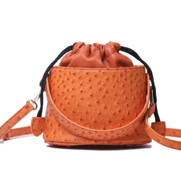 Mini bucket bag with single shoulder bag