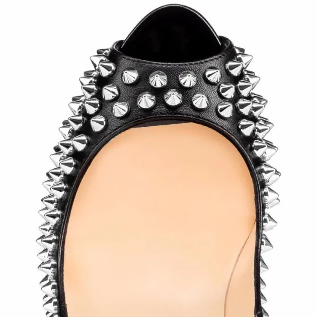 Zapatos de tacón superalto con remaches boca de pescado de Quinn