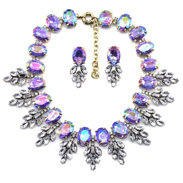 Collar y aretes de cristal de moda con diamantes