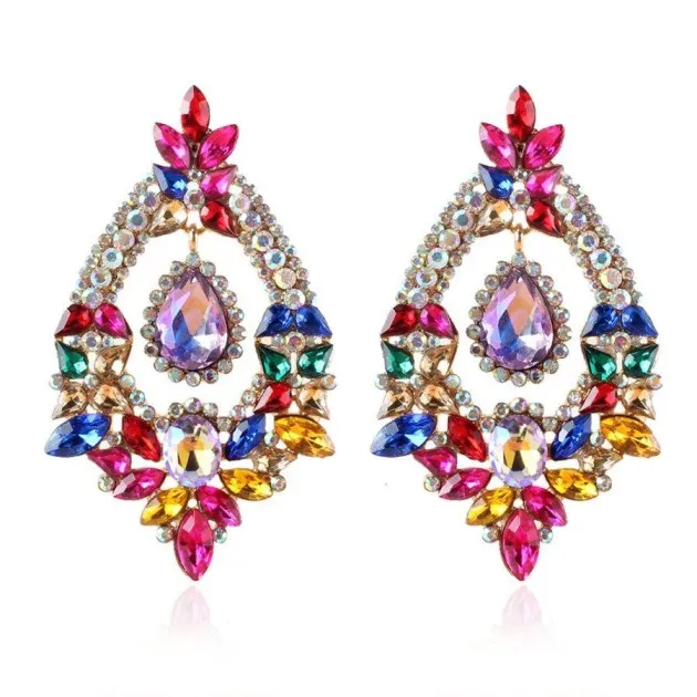 Teardrop shape earrings Fashion