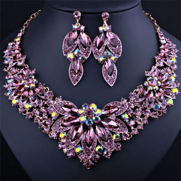 Conjunto de dos piezas de pendientes de collar de diamantes de imitación de cristal de flor