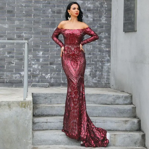 Classic sequined one-shouldered gown Daisy