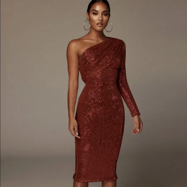 One-Shoulder Catwalk Dress Esther