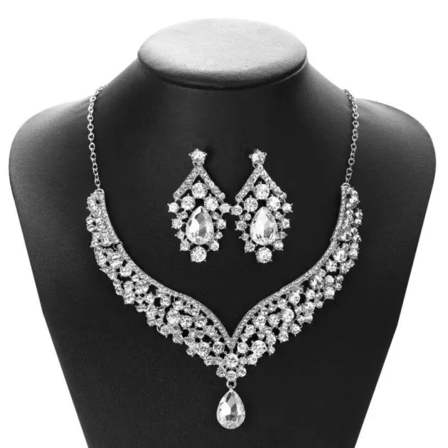 Two-piece earring necklace