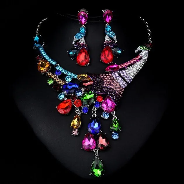 Luxury Rhinestone Gem Short Clavicle Necklace And Earring Set