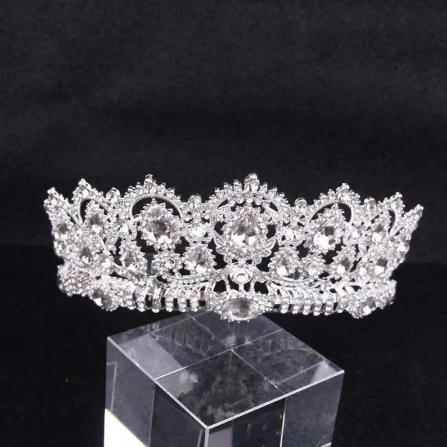Tocado corona de metal