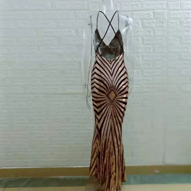 Sequined mop backless sexy dress