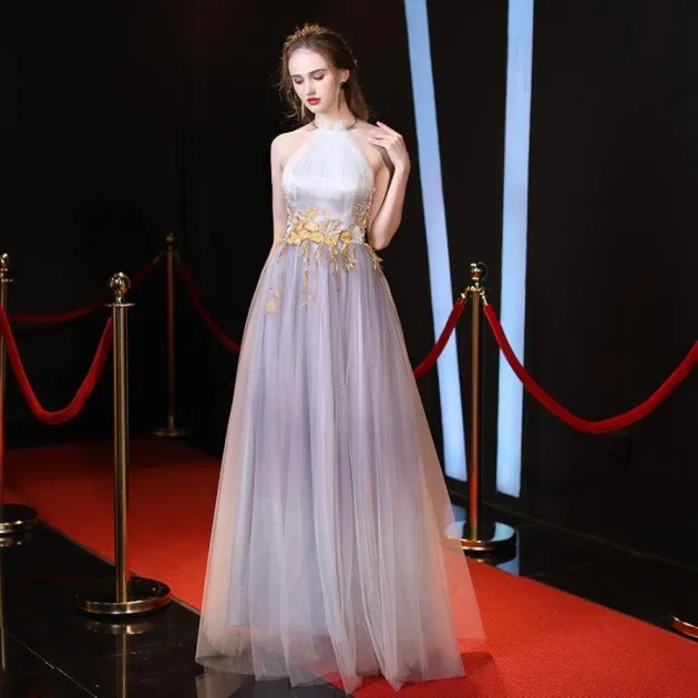 Length Evening Dress With Neck Hanging To Show Slimming