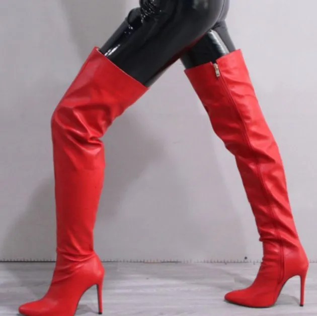Botas de color Cremallera lateral puntiaguda Tacón alto Stiletto Talla grande Sobre la rodilla