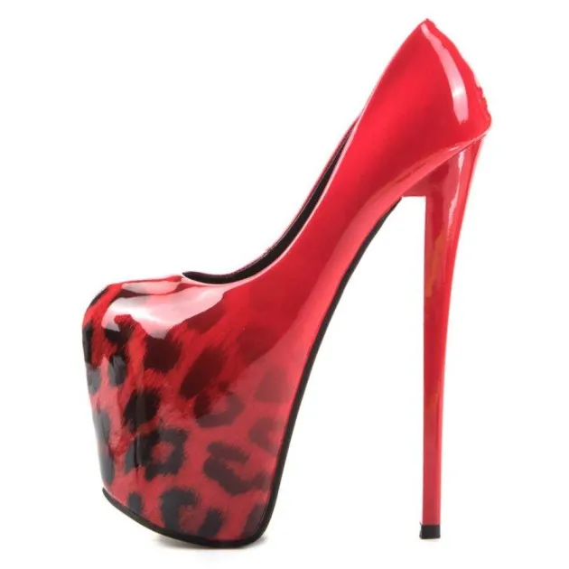 Superhoge stiletto hakken met luipaardprint en hoge hakken