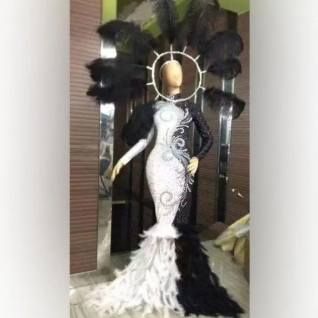Atmospheric Catwalk Black And White Full Diamond Feather Dress