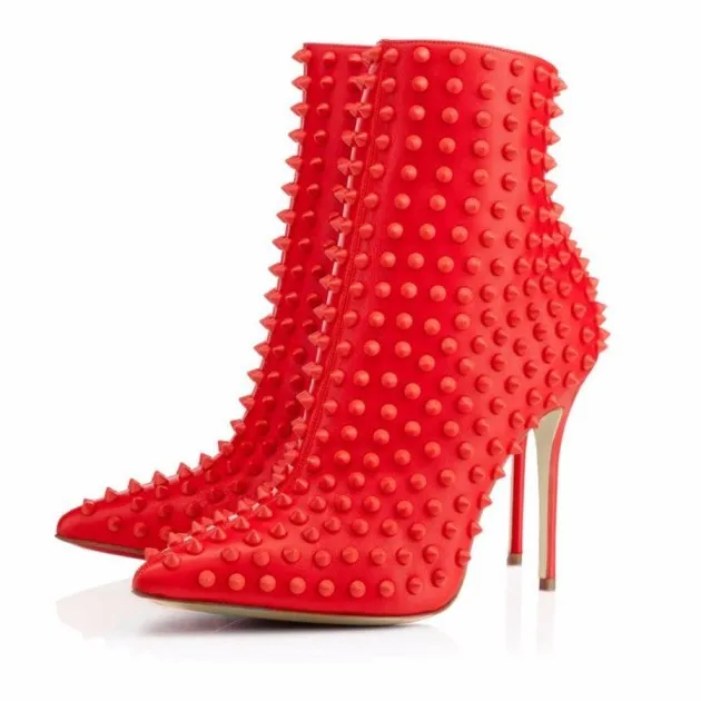Ladies Black Full-body Rivet Pointed Toe Ankle Boots