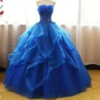 Dress With One Shoulder Are Neatly Repaired